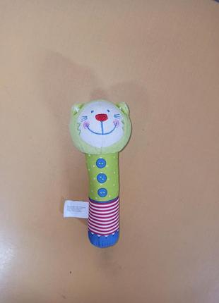 Мягкая погремушка котик