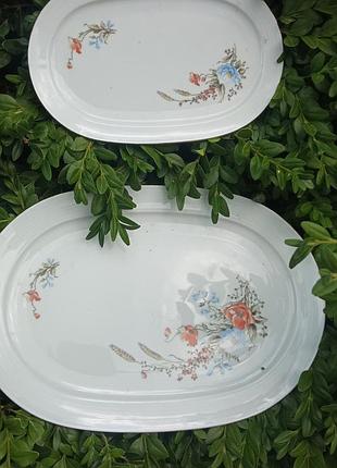 Блюда плоские уже антиквариат . фарфор.гдр
