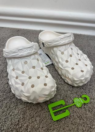 Стильні крокси в білому кольорі Crocs оригинал сандали сланци сабо оригинал новые крокси white