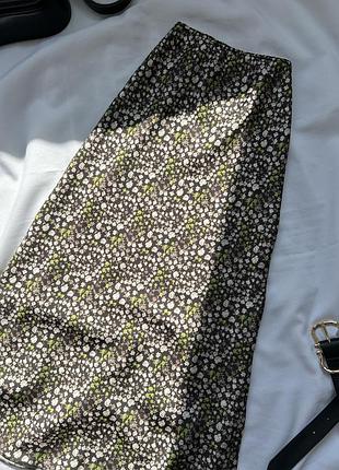 Сатинова спідниця