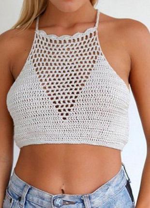 Топ з відкритою спиною