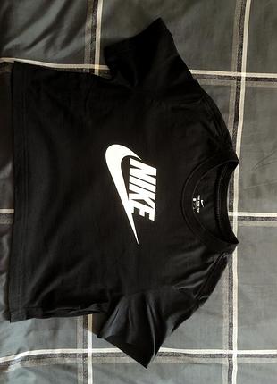 Жіночий топ nike