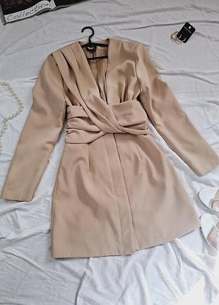 Платье missguided