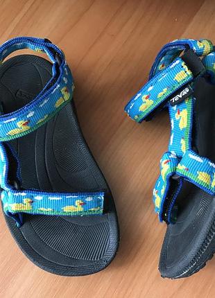 Босоніжки teva 25 р. оригінал
