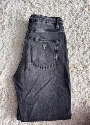 Джинсы guess