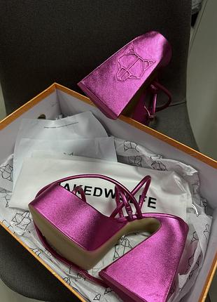 Босоніжки naked wolfe