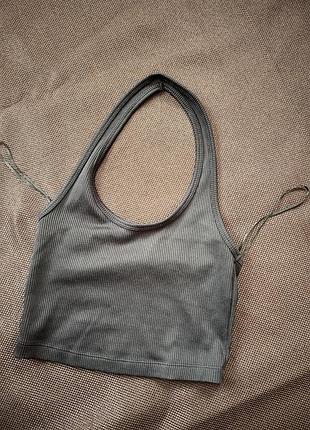 Базовий топ чорний в рубчик divided