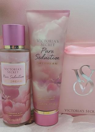 Подарочный набор pure seduction daydream victoria’s secret.