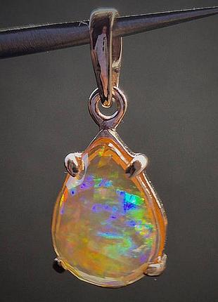 Кулон золотий 585 жіночий із природним каменем вогняним опалом підвіска ручної роботи опал