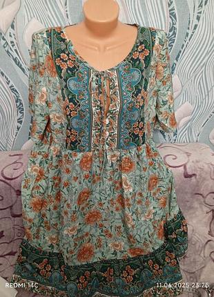 Красивые летнее женское платье