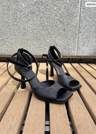 ❤️❤️❤️ хит на отшив ❤️❤️❤️
bestseller 💫

код 30640
босоножки переплет черная кожа