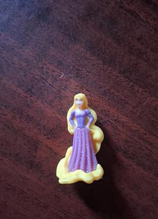 Принцесса десней рапунцель киндер