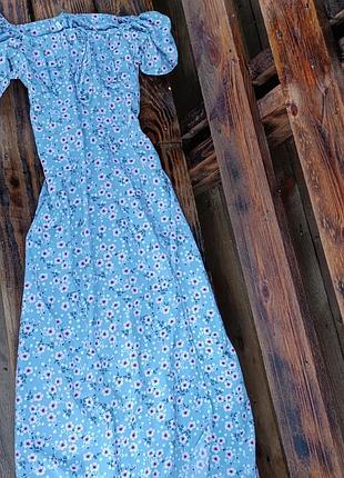 Длинное женское платье