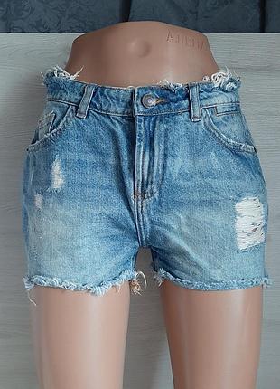 Джинсовые шорты короткие трендовые стильные рваные бахрома голубые