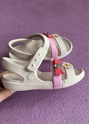 Крокси, босоніжки