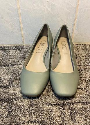 Жіночі туфлі m&s 36р