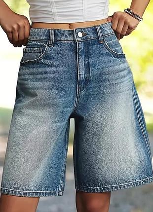Жіночі шорти