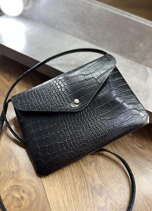 Жіноча маленька сумочка