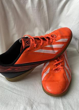 Яскраві футзалки 👟 4