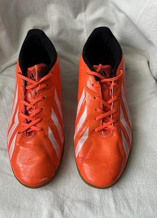 Яскраві футзалки 👟 10