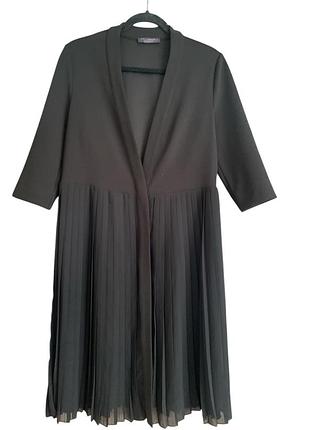 Ексклюзивний довгий піджак з шифоновим плісерованим низом