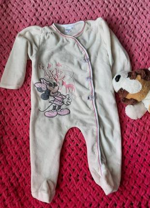 Велюровий чоловічок