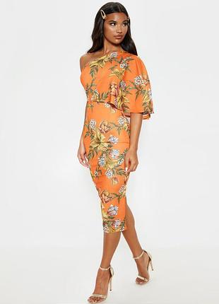 Розпродаж сукня prettylittlething міді на одне плече10 фото