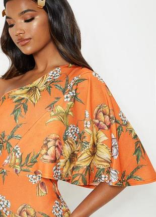 Розпродаж сукня prettylittlething міді на одне плече2 фото