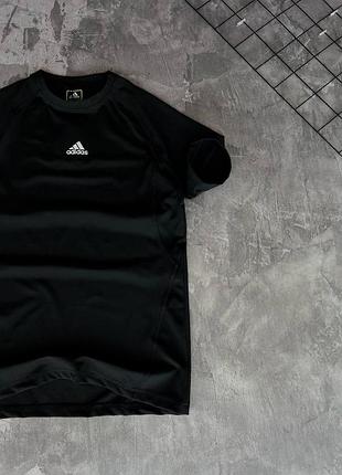 Компрессионная футболка adidas