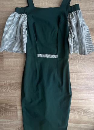 Платье женское изумрудное размер s