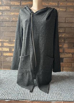 Кофта з капішоном
