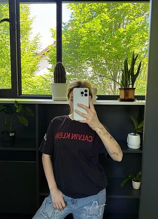 Футболка оригінальна calvin klein