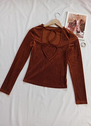 Бархатный лонгслив в рубчик с завязками