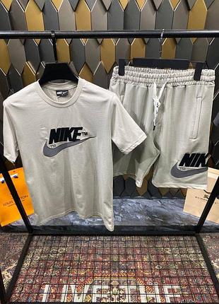 Спортивний костюм nike