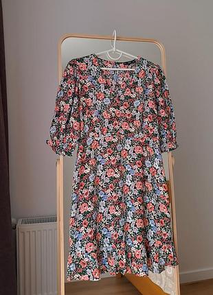Платье в цветы