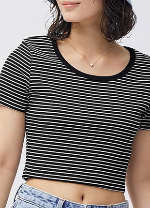 Футболка топ 44-46 розмір