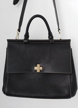Шикарная кожаная сумка hugo boss.