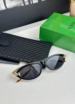 Очки солнцезащитные чёрные кошачий глаз