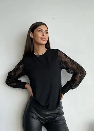 Светы с ажурными рукавами