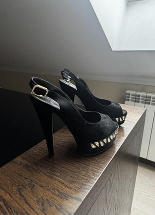 Туфлі з стразами