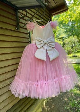 Рожева сукня для дівчинки з бантом пишна нарядна нова довга в пол із фатину випускна