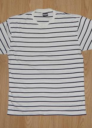 Футболка мужская на лето