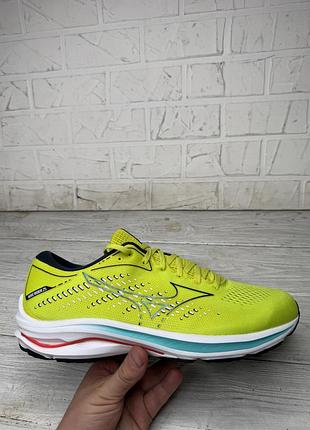 Крутые беговые кроссовки mizuno 2in1 rider 25