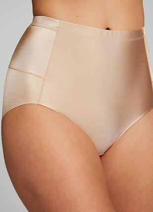 Трусики высокие корректирующие hunkemoller телесные бежевые бесшовные s u9 8 36 38