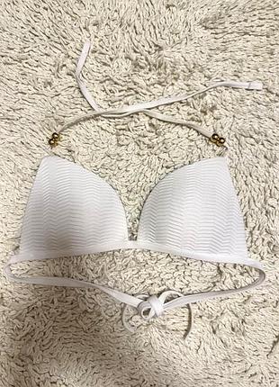 Верх купальник calzedonia білий 38-42р ширина чашки 15, висота 16 см