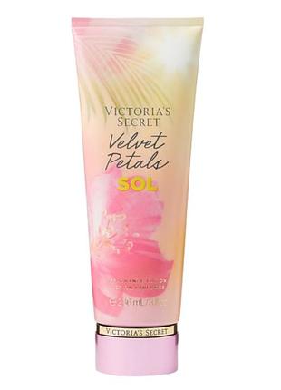 Парфюмированный лосьон для тела victoria’s secret velvet petals sol lotion 236 мл
