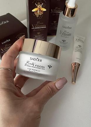 Крем для обличчя з бджолиною отрутою sadoer bee venom . 50 грам