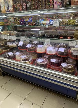Кондитерська холодильна вітрина