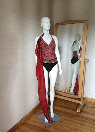 Жіночий роздільний купальник с закритим животом
