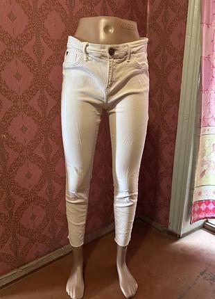 Улюблені білі джинси river island — 60 грн 🤍👖